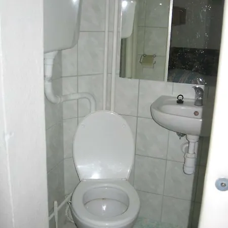 Zavada Penzión pre hostí Nova Lesna